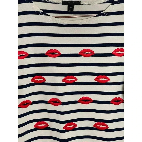 J Crew Women Pullover Long Sleeve Red Lips Embroidered Top White Black Stripe XS - Picture 6 of 9